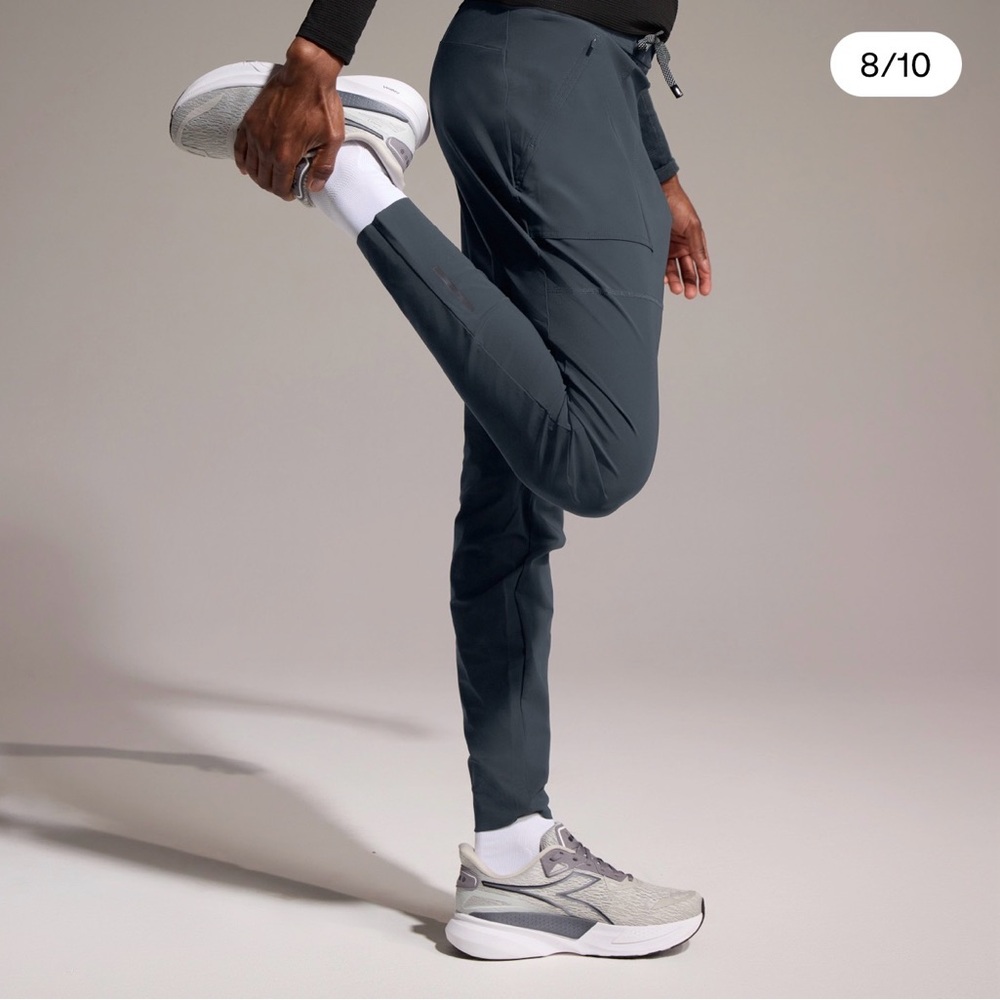 Gorewear Everyday Track Pants - Picture 2 of 5